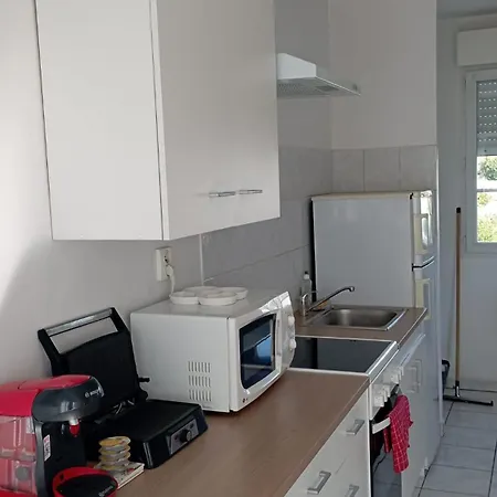 Lejlighed Duplex Lumineux Avec Parking Et Wi-fi Offert Beauvais