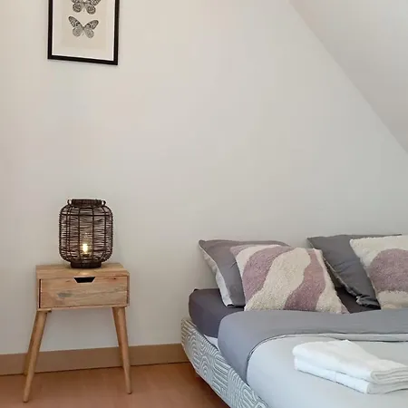 Duplex Lumineux Avec Parking Et Wi-fi Offert Beauvais